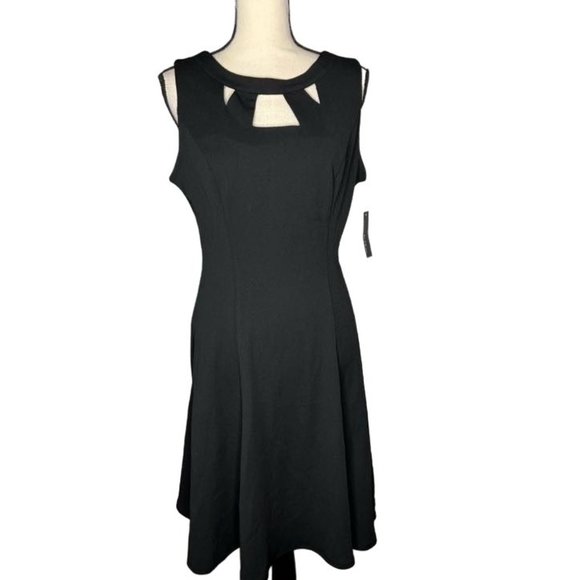 Alyx Dresses & Skirts - Alyx Black Cutout Front Sleeveless Fit & Flare Mini Dress Women's Size 8